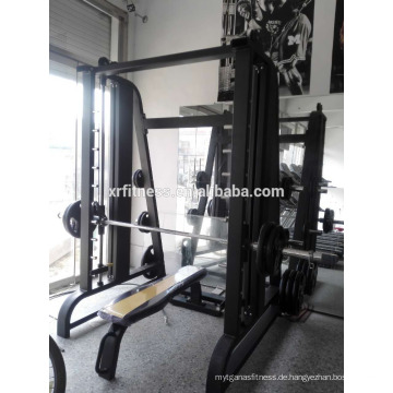 Die beliebtesten Fitnessgeräte Smith Machine XF-24 für das Bodybuilding